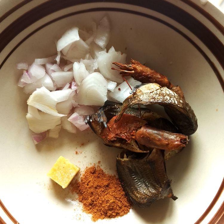 Step 1.1: Add the seasoning cube, dried pepper, and salt based on your preference