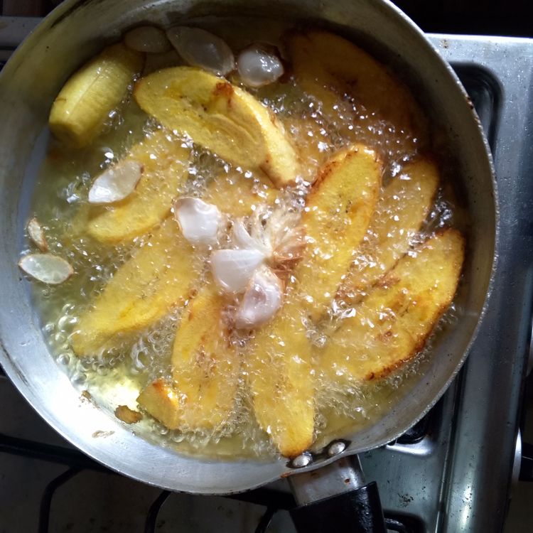 Step 1.1: Flip the plantains over when they become slightly golden