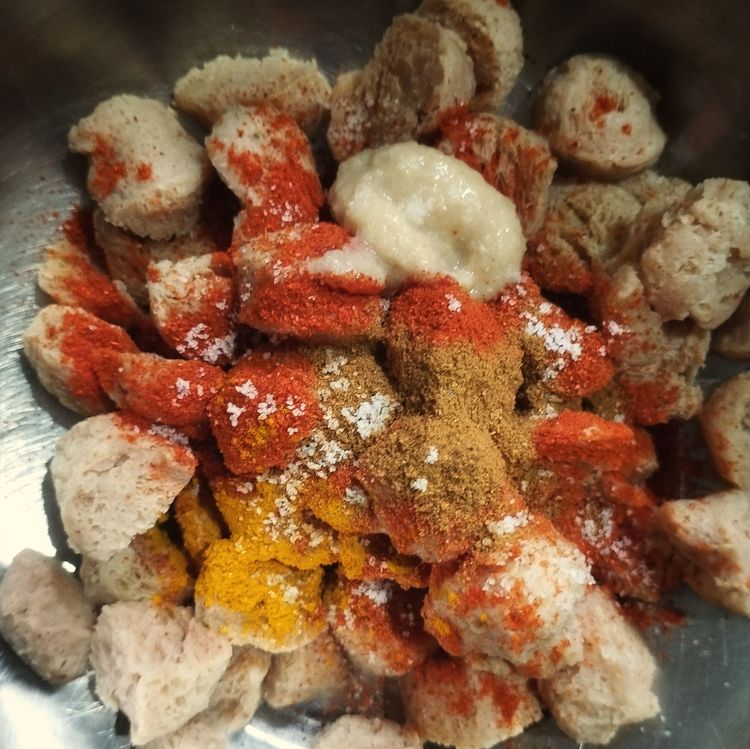 Step 1.1: Marinate the chunks with chilli powder, turmeric powder, garam masala powder, ginger garlic paste, and salt