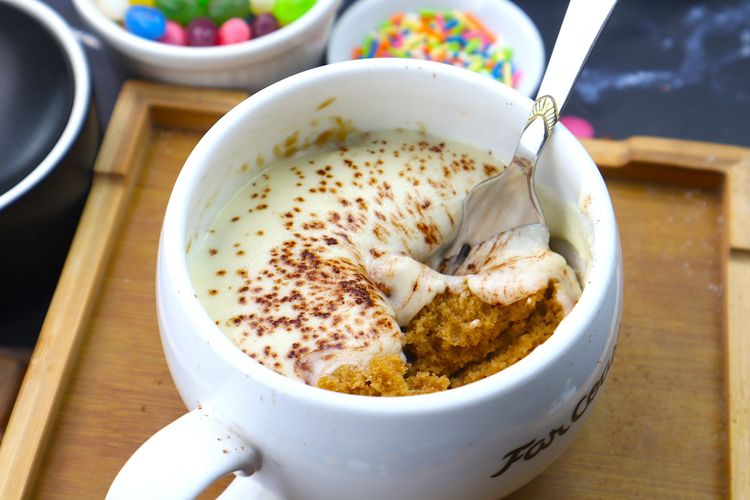 Step 5.1: Dust generously with cocoa powder and enjoy warm or chilled