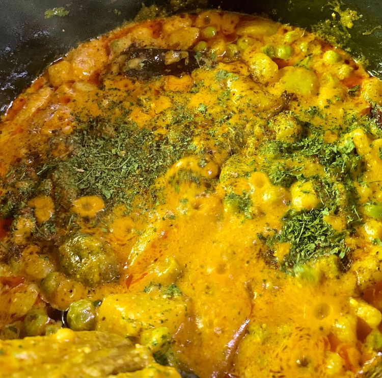 Step 1.2: Add cream, kasuri methi, and garam masala