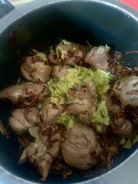 Step 2.1: Stir in the ginger-garlic-chilli paste and cook for 3-4 minutes until the raw aroma disappears