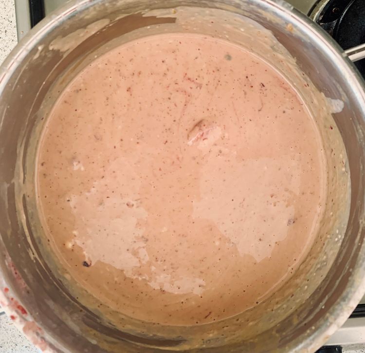 Step 1.1: Pour the prepared milk mixture into kulfi or popsicle moulds and place them in the freezer until they become firm