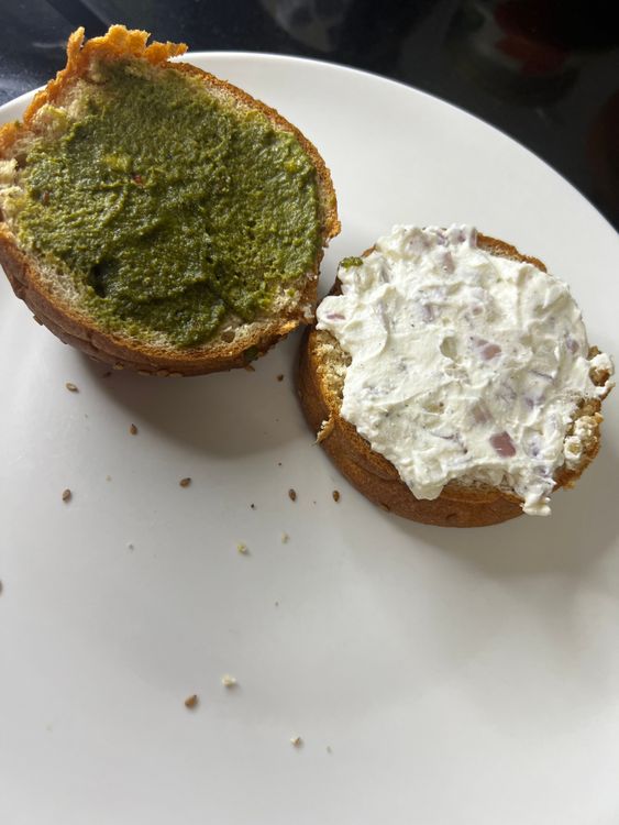 Step 1.1: Apply hung curd mix on one side and green chutney on the other side
