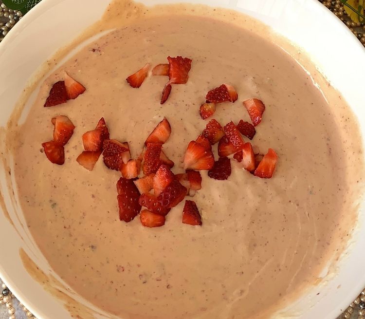 Step 1.3: Once the milk mixture has cooled, pour in the fruit pulp and the cream