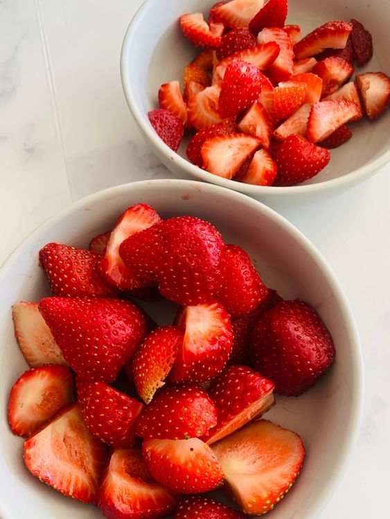 Step 2.1: Wash the strawberries thoroughly