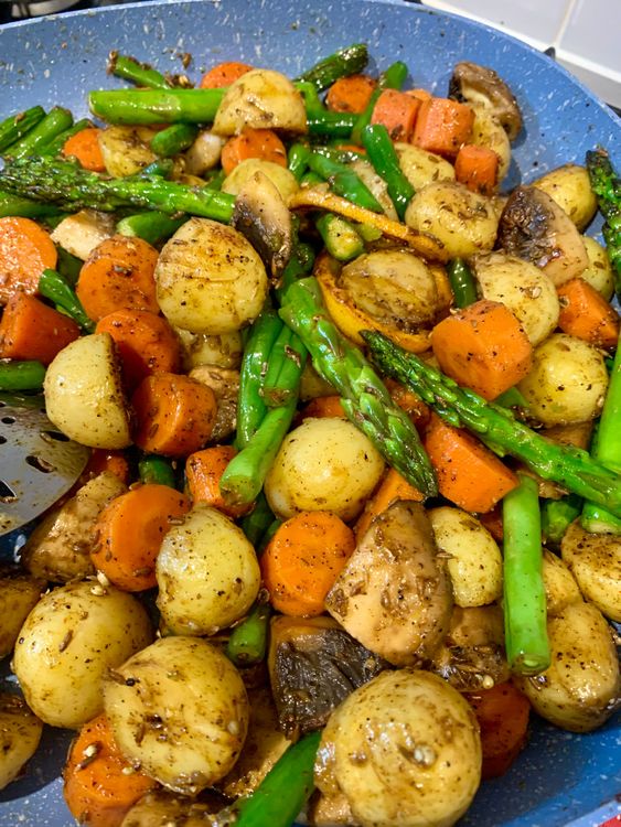 Step 2.1: Toss in the carrots, mushrooms, green beans, and asparagus