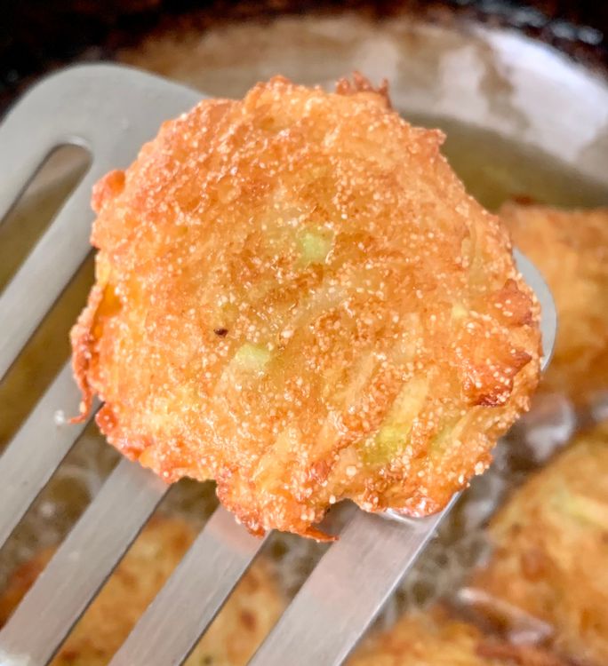 Step 1.3: Fry the koftas in hot oil until they turn golden brown