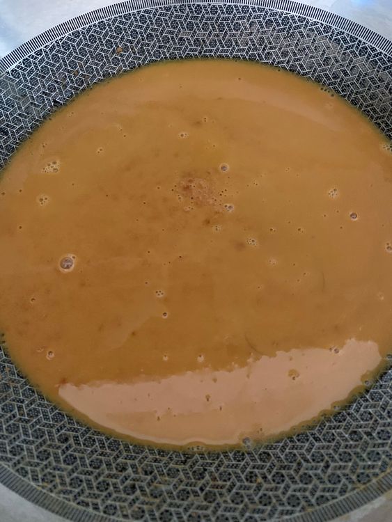 Step 1.2: Add gram flour and roast it, stirring continuously, until it turns golden brown and releases a nutty aroma