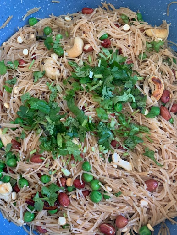 Step 3.1: Garnish with fresh coriander and serve hot