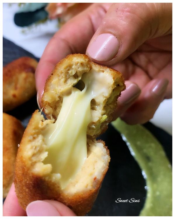 Step 1.1: Enjoy these hot chicken fingers with green mint chutney