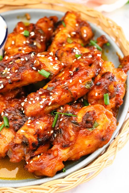 Chicken Wings- Sweet, Spicy n Garlicky  recipe