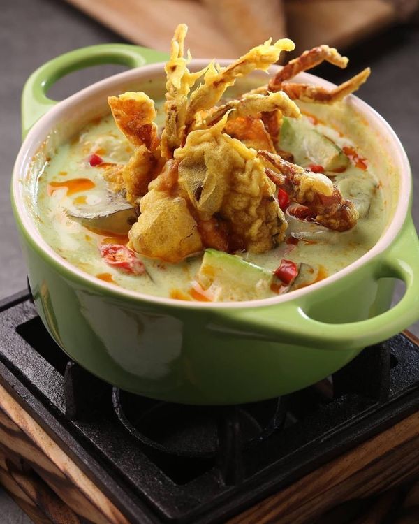 Green Curry with Deep-Fried Soft-Shell Crab recipe