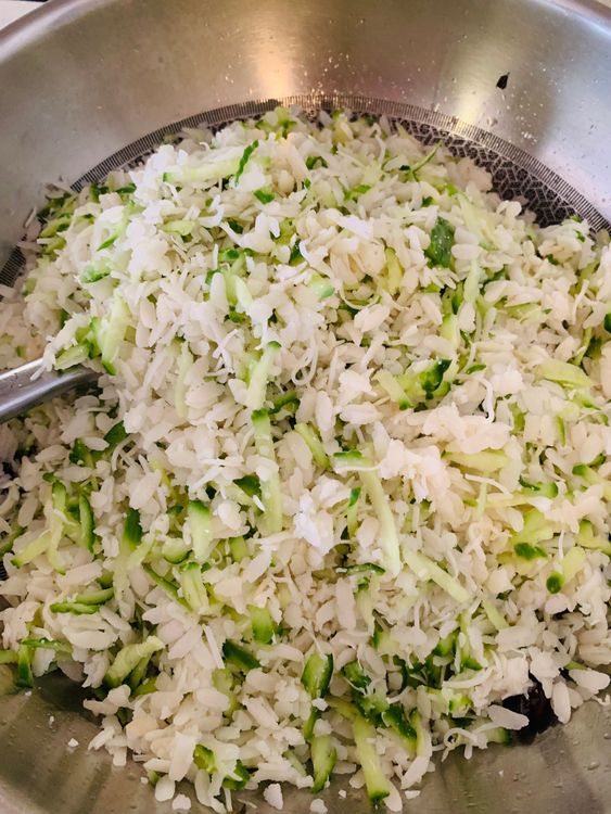 Step 2.1: Mix gently to avoid breaking the poha