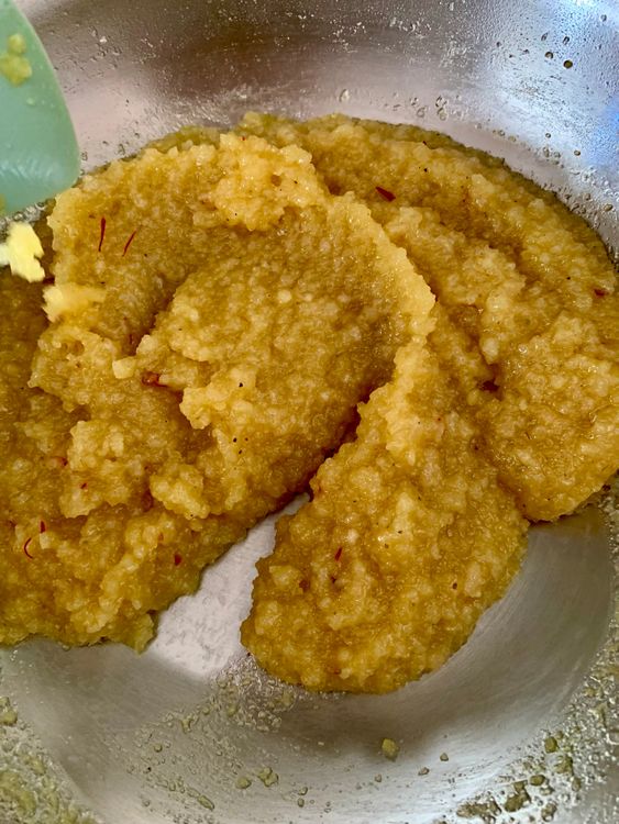 Step 4.2: Cook the mixture until it thickens and starts leaving the sides of the pan, reaching a pudding-like consistency, which takes about 5-8 minutes