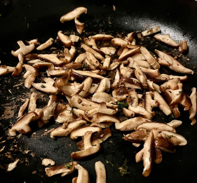 Step 1.2: Add your shiitake mushrooms to the now empty pan