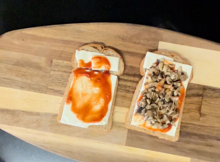 Step 1.1: Add saute mushroom stuffing on on bread slice and cover with another
