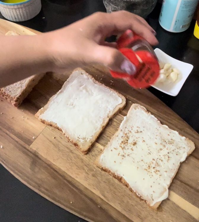 Step 1.1: Sprinkle pizza seasoning
