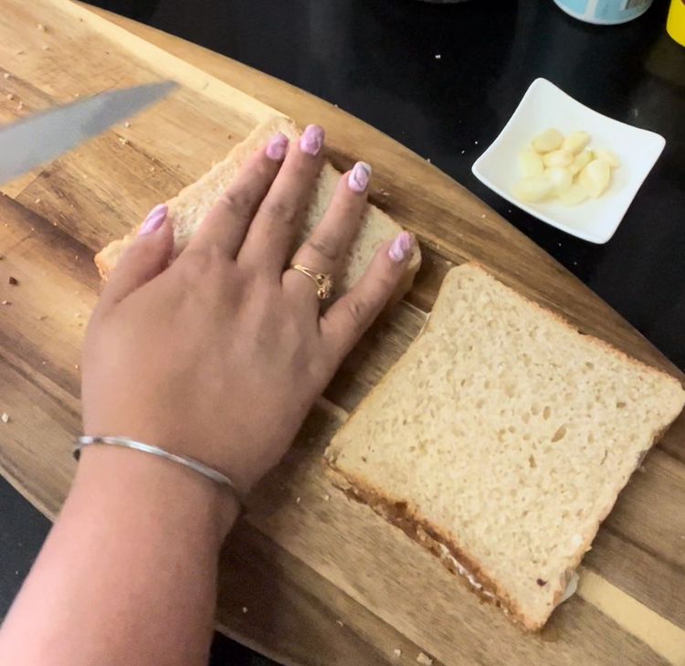 Step 1.1: cover the cheese side from another slice
