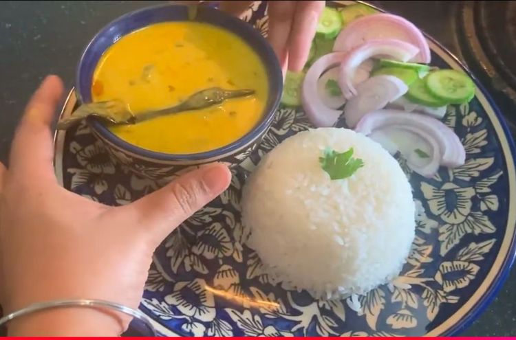 Onion Punjabi Kadhi recipe