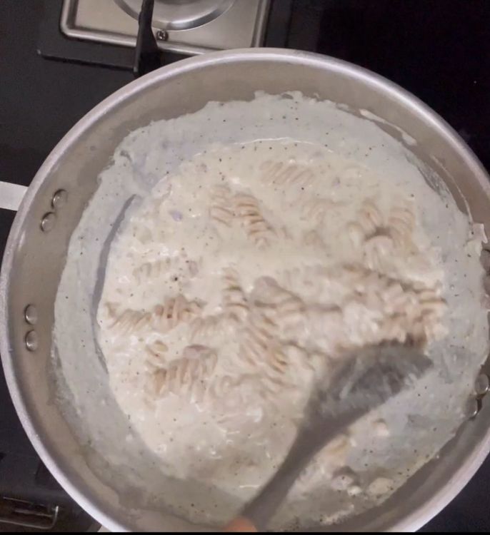Step 1.2: Add pizza seasoning and mix again