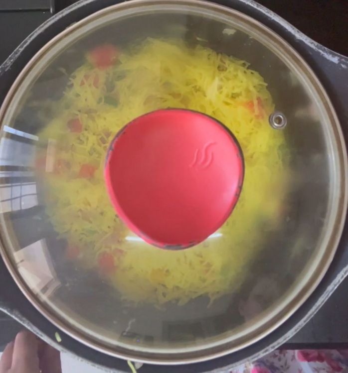 Step 1.1: Let it cook on simmer for 4-5 minutes
