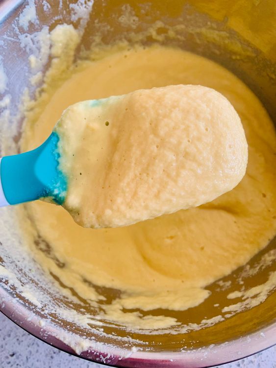 Step 1.2: Drain the water and blend the dal with green chillies and water (1/4 to 1/2 cup, as needed) into a smooth, medium-thick pourable batter