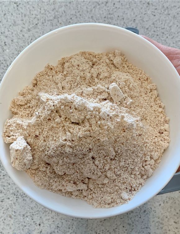 Step 1.1: Grind the rolled oats and chia seeds in a grinder to a fine powder and set aside
