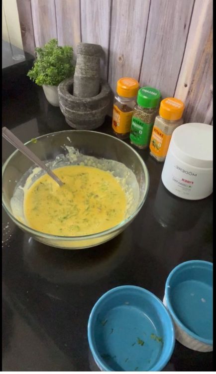Step 1.2: Add onion and coriander leaves and give it a mix
