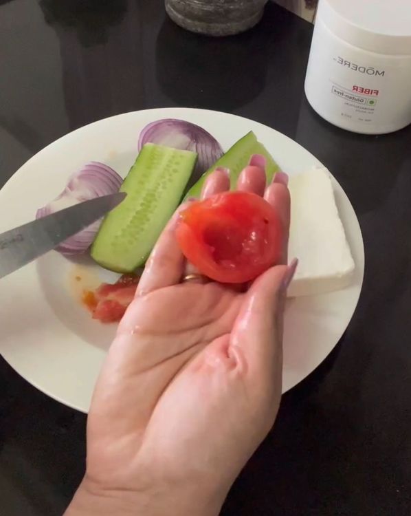 Step 1.1: Remove the tomato pulp