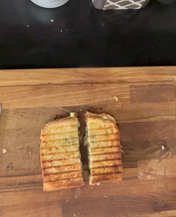 Step 1.4: Cut into triangles or rectangle and serve hot