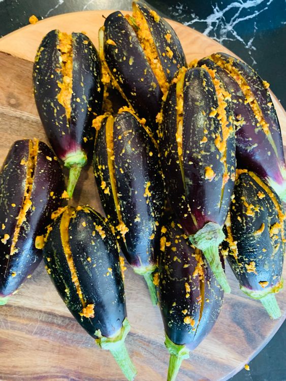 Step 2.2: Gently stuff each brinjal with the prepared masala paste