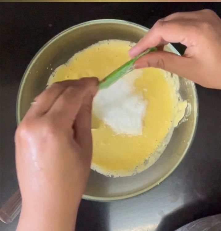 Step 1.1: Make a paste ,pour into a bowl and add eno
