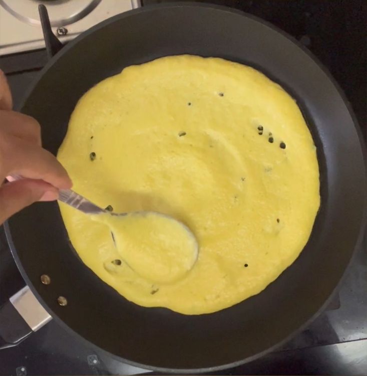 Step 1.1: In a non stick pan,spread the batter