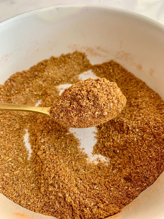 Step 2.2: In a small bowl, combine coriander powder, cumin powder, garam masala, amchur powder, red chilli powder, turmeric powder, salt, and black salt