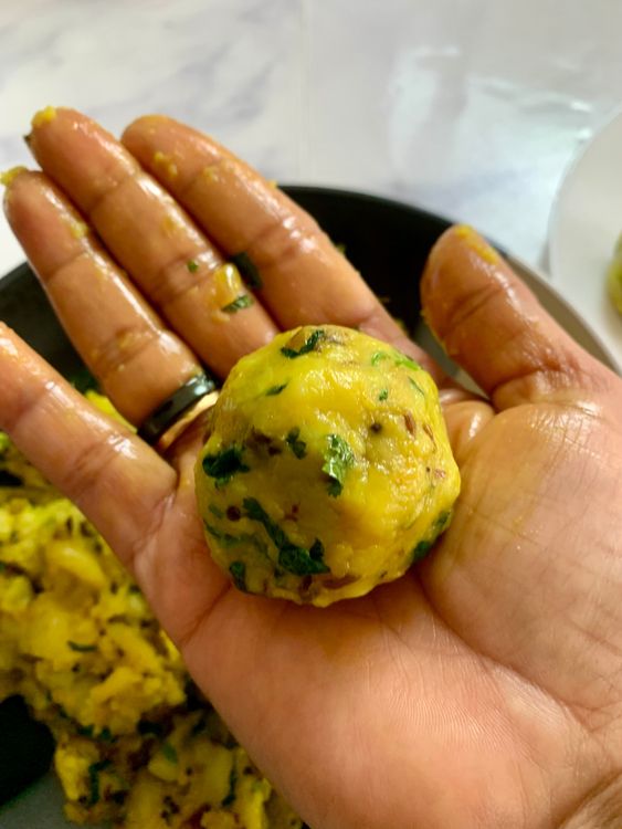 Step 1.1: Let the mixture cool slightly, then shape into 8–10 round balls