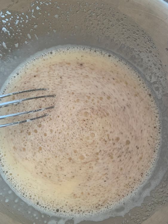 Step 1.1: Add milk, vanilla essence, cinnamon powder, and 2 tablespoons of oil