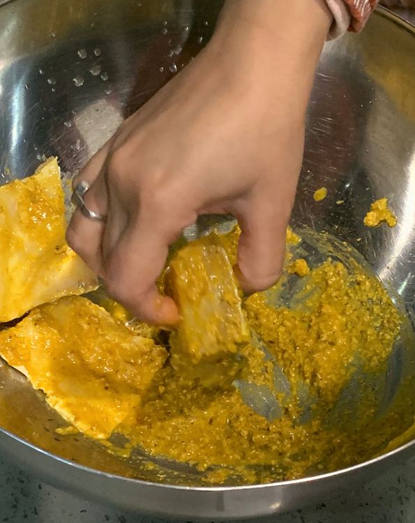 Step 1.2: Marinate the fish with ginger garlic paste, coriander powder, cumin powder (roasted and coarsely ground), turmeric, garam masala, salt and lemon juice