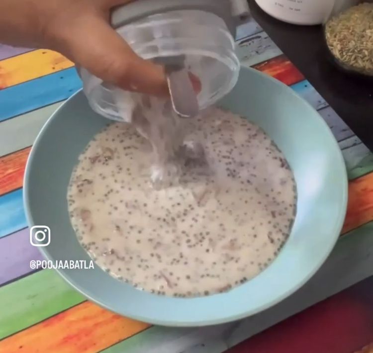 Step 1.1: Next morning pour the mixture into a smoothie bowl