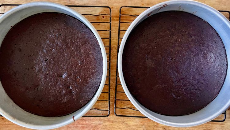 Step 1.1: Once they’re done, carefully take out of the oven and let the sponges sit in the tins for 10 - 15 minutes before turning out on wire racks to cool completely