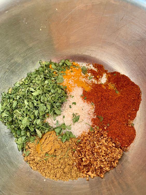 Step 1.1: In a small bowl, combine all the dry spices: coriander, cumin, turmeric, red chilli powder, Kashmiri chilli, kasuri methi, garam masala powder, and salt