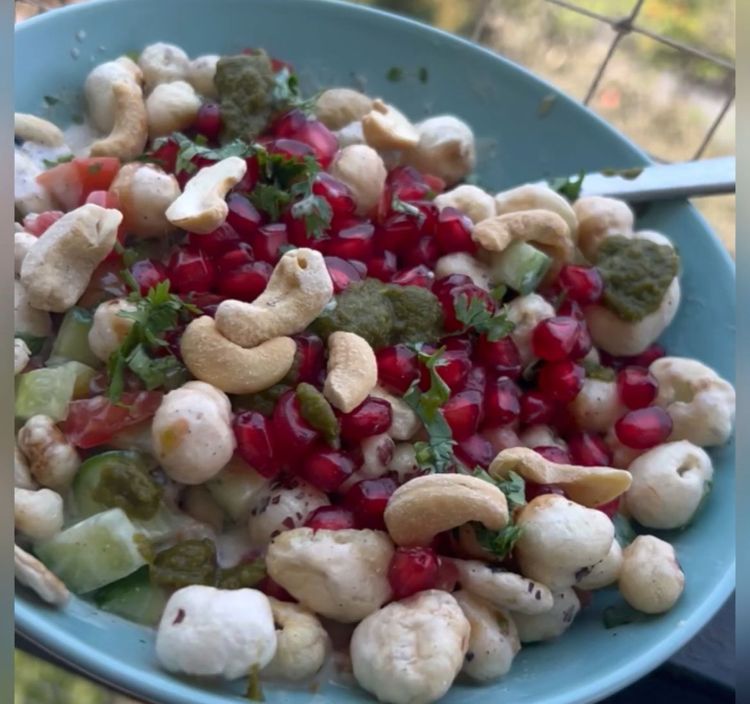 Step 1.1: Add some salted roasted cashew for extra crunch

