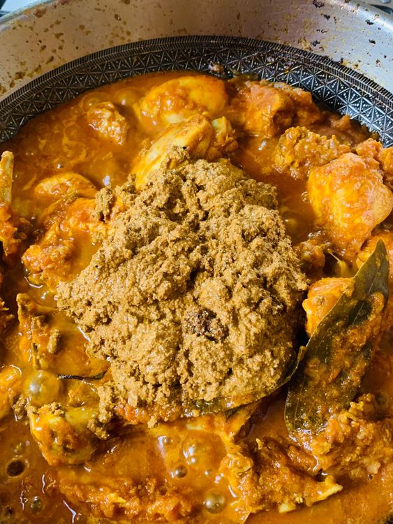 Step 3.1: Stir in the Chettinad masala paste