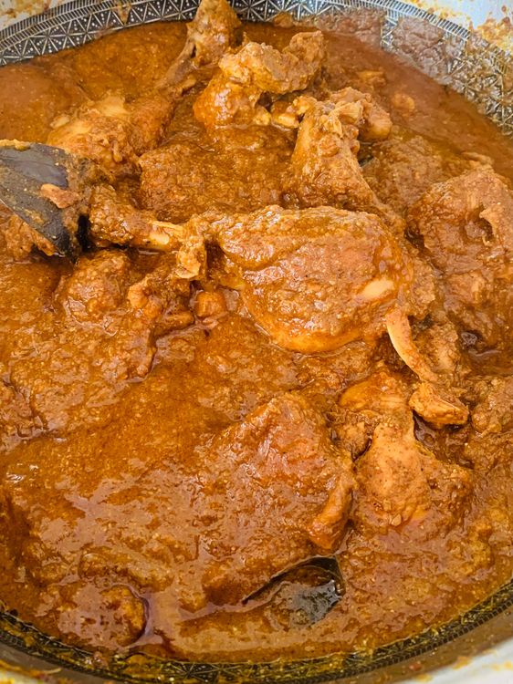 Step 3.1: Lower the heat, cover and cook until the chicken is tender and fully through