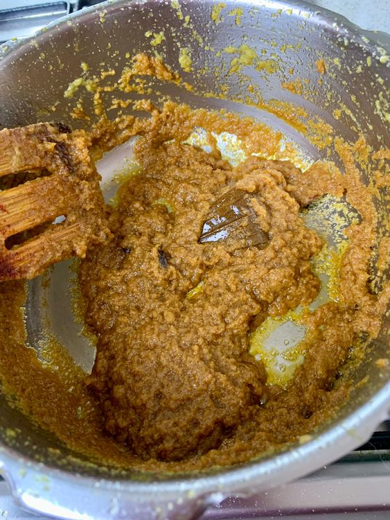 Step 2.1: Stir in Kashmiri chilli powder