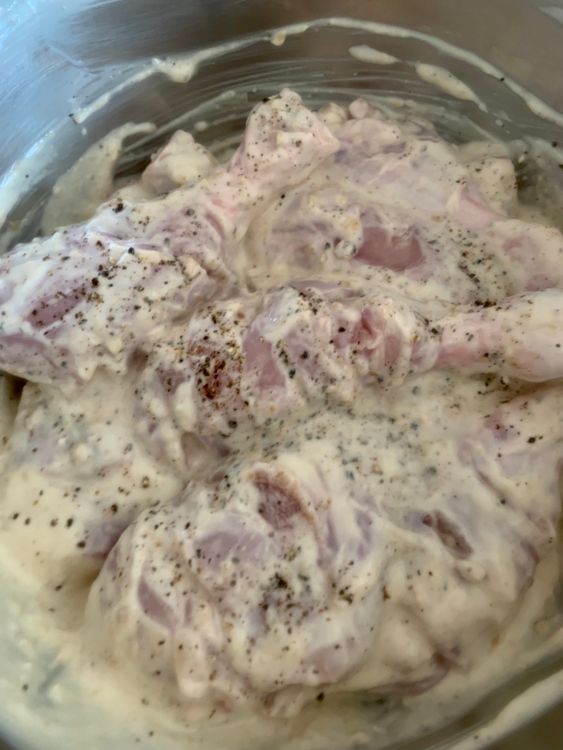 Step 1.1: Add the chicken drums to the marinade paste and mix thoroughly