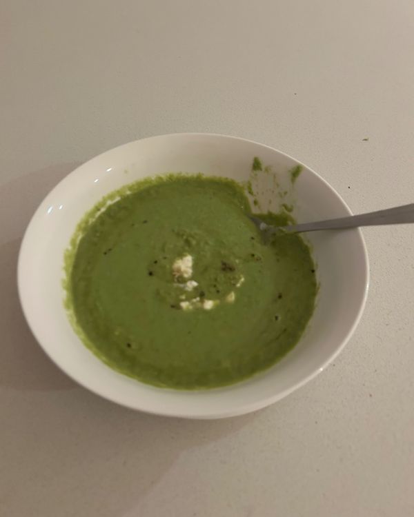 Broccoli Leek Soup with Spinach & Coconut  Milk recipe