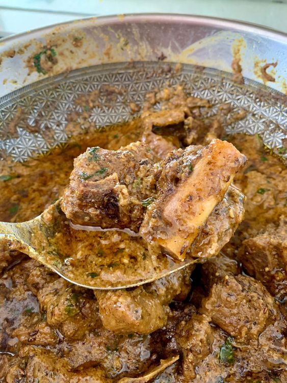 Step 3.1: Serve Nagpuri Mutton Taula hot with steamed rice, soft naan, tandoori roti or parathas