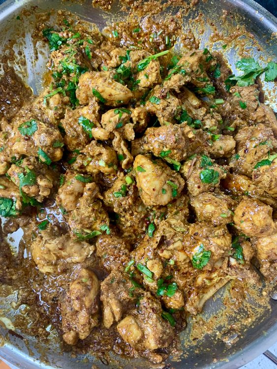 Step 3.1: Garnish with fresh coriander leaves