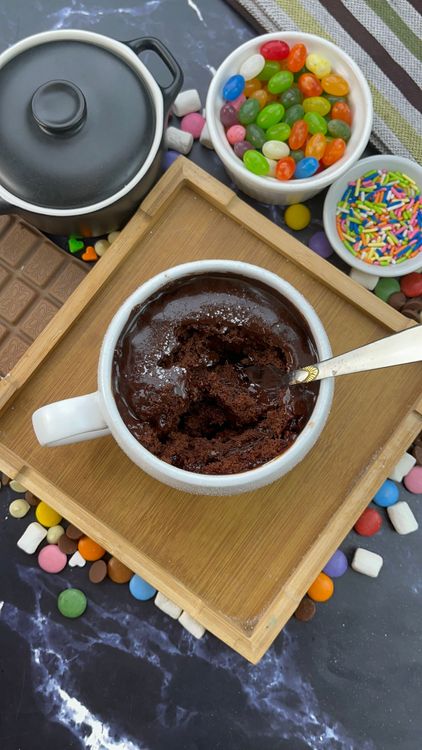 Step 1.2: Pour over the cake and enjoy warm!